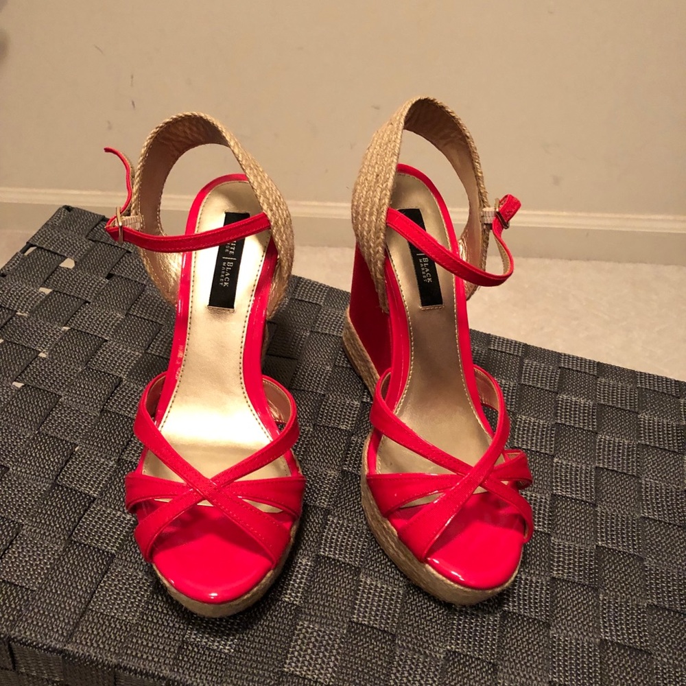 Perfect summer wedge!
